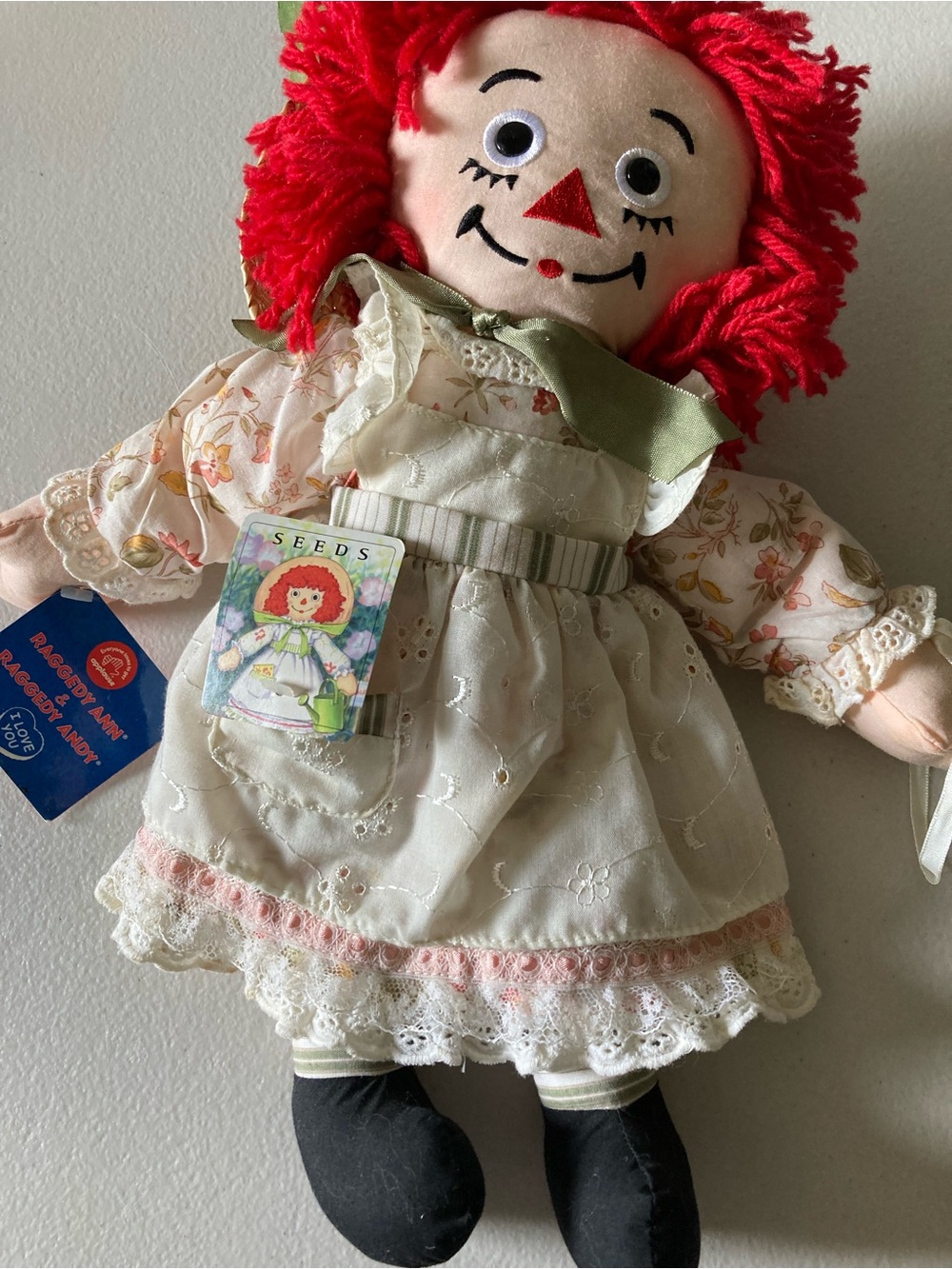 Raggedy Ann Springtime 14” Rag Cloth Doll Red Hair Hat Outfit by Applause